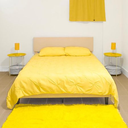 Yellow2 Sunrise Brighton Beach Retreat Apartment Ню Йорк Екстериор снимка