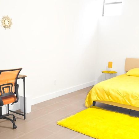 Yellow2 Sunrise Brighton Beach Retreat Apartment Ню Йорк Екстериор снимка